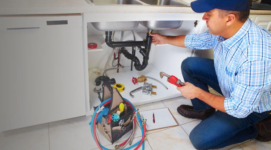 Professional sink repair in Evart, MI